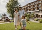 Jak wybrać hotel na rodzinny weekend z dzieckiem?