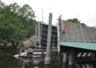 Most zwodzony - żaglówk mogą już przepływać - atrakcje dla dzieci Kaszuby