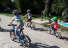 Wycieczki rowerowe z dziećmi - porady i trasy dla rodziców samodzielnych rowerzystów