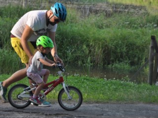 Jak nauczyć dziecko jeździć na rowerze?