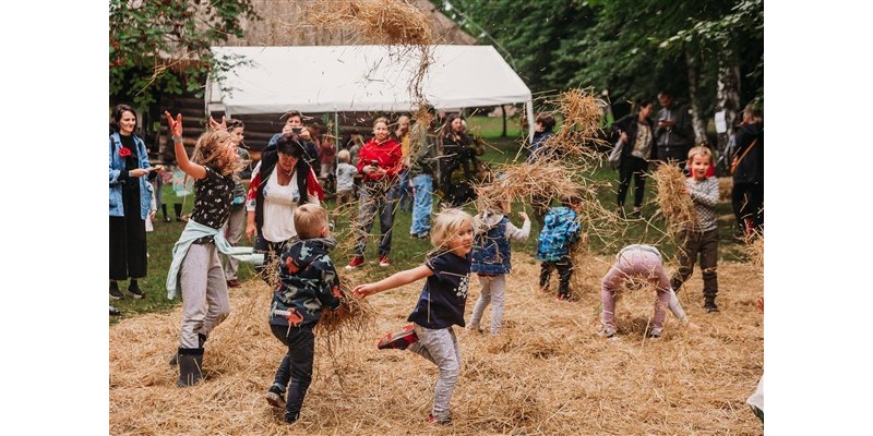 Festiwal ETNOmania – 17 lipca spotykamy się już po raz dziesiąty - Skansen w Wygiełzowie 