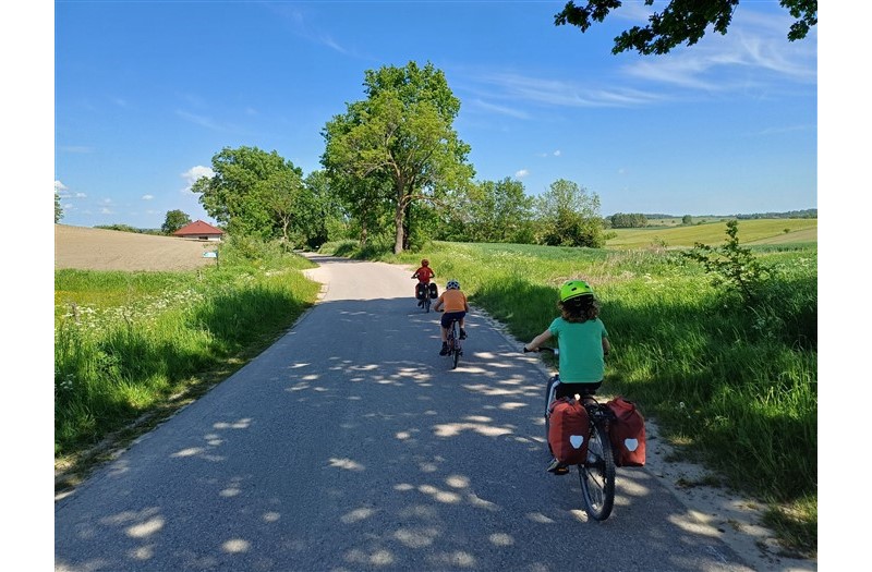 Szlakiem Green Velo w drodze na pociąg